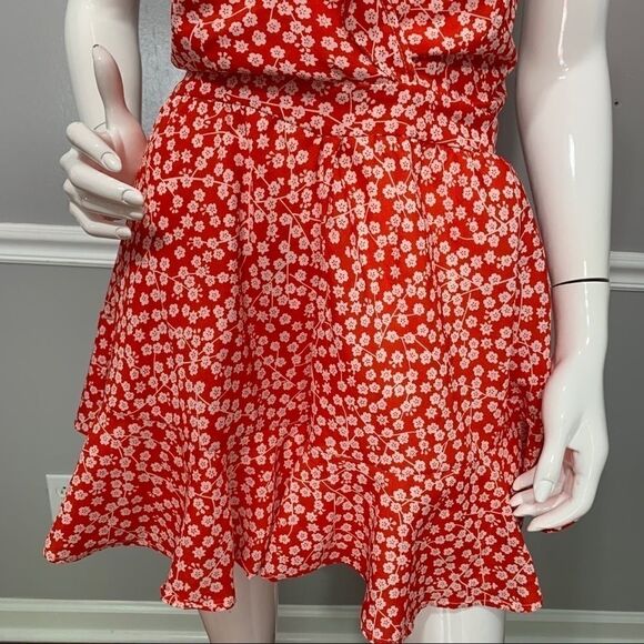 Flirty, sexy red floral ruffled romper - L - Picture 7 of 14